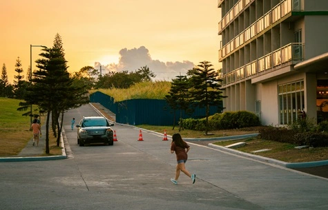 Is It Better To Walk On a Treadmill Or Run?